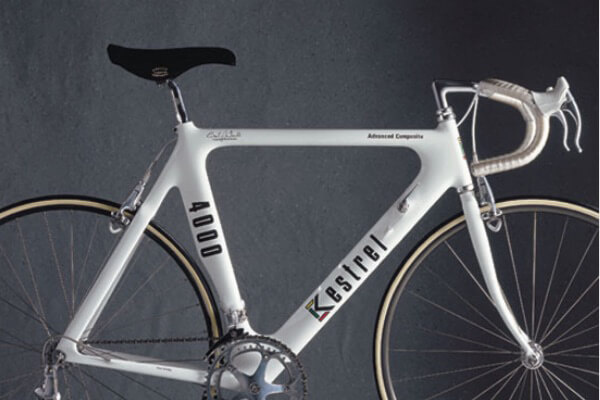 Photo of the world's first all-carbon composite bike frame: the Kestrel 4000